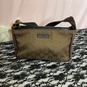 Authentic gucci monogram shoulder bag